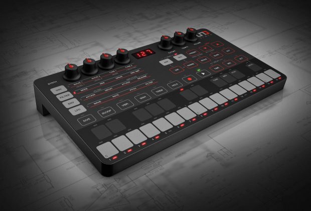 Ik Multimedia UNO Synth sintetizzatore hardware analog