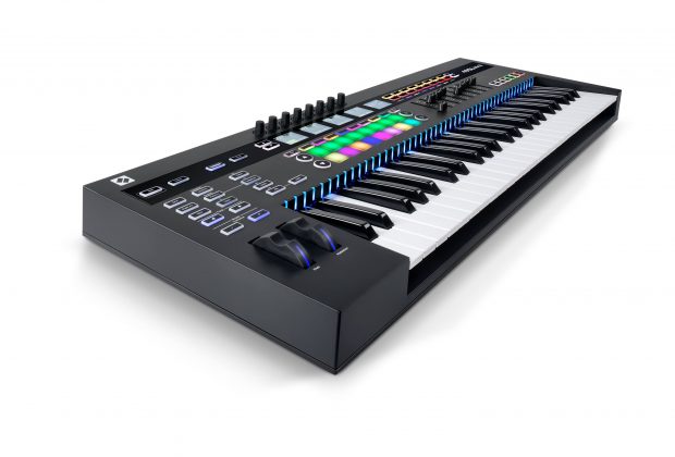 Novation SL 49 MkIII test controller midi keyboard tastiera midiware audiofader