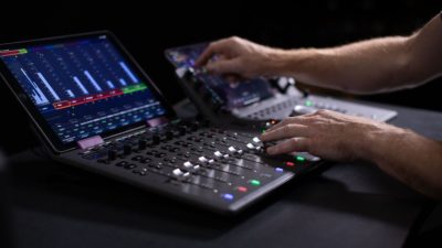 Avid S1 superficie di controllo surface control daw software hardware soundwave audiofader