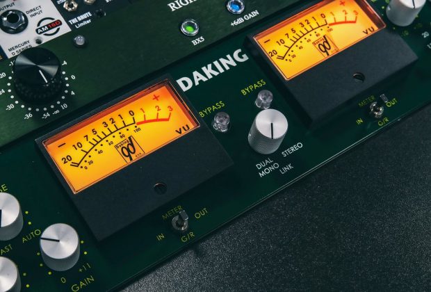 Daking Audio FET Compressor 3 hardware limiter outboard pro audio studio recording mix luca pilla test audiofader