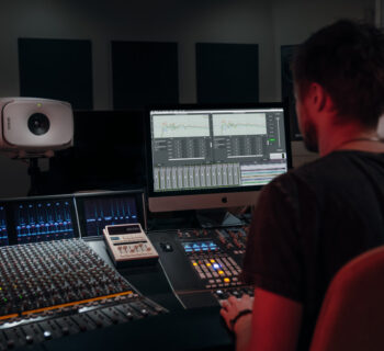 Genelec GLM 4 monitor audio studio pro rec mix mastering producer midiware software SEM DSP audiofader