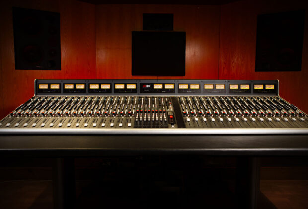 harrison audio 32classic mixer console news solid sate logic audiofader.com